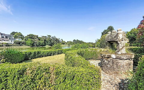 La Rivière St Goustan: Recurso, Hotel, Ciudad De Vacaciones