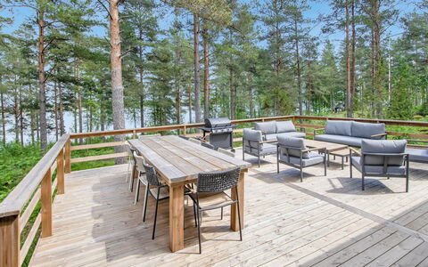 Loviisa 614: Madera, Suelos De Madera, Madera Dura, Cubierta, Porche, Tablón, Mueble Para Exteriores, Manchas De Madera, Mesa Al Aire Libre, Silla