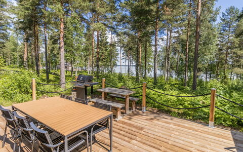 Lokki: Madera, Cubierta, Madera Dura, Bosque, Suelos De Madera, Tablón, Alerce, Eco Hotel, Bosque, Mueble Para Exteriores
