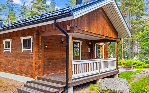 Tiira: Madera, Cabaña, Casa, Vía Muerta, Casa, Cuarto De Troncos, Madera Dura, Edificios Del Jardín, Porche, Manchas De Madera