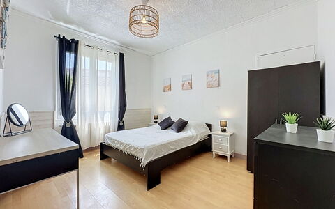 L'Estuaire: Mueble, Diseño De Interiores, Piso, Suelo, Cama, Habitación, Madera, Habitación, Techo, Suelos De Madera