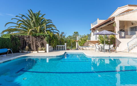 Mestral: Azul, Piscina, Recurso, Mueble Para Exteriores, Ocio, Eco Hotel, Ciudad De Vacaciones, Hotel, Inmuebles