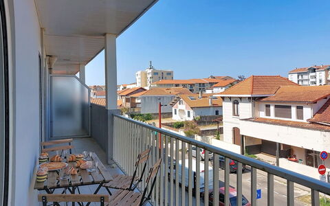 Les Dunes: Departamento, Balcón, Condominio, La Luz Del Día, Pretil, Cerca
