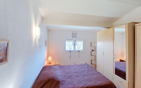 Sérénité: Mueble, Cama, Diseño De Interiores, Pared, Habitación, Suelo, Techo, Habitación, Piso, Madera