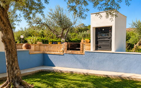 Villa le 2 Emme: Azul, Arbusto, Jardín, Material Compuesto, Paisajismo, Sombra, Hormigón, Diseño, Patio Interior, Piscina