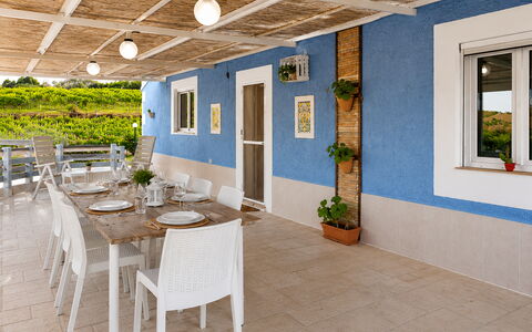 Villa le 2 Emme: Mueble, Mesa, Silla, Cocina Y Comedor Mesa, Diseño De Interiores, Mueble Para Exteriores, Mesa Al Aire Libre, Comedor, Patio, Planta De Casa