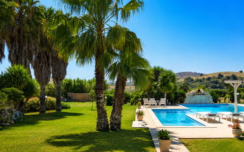 Villa le 2 Emme: Piscina, Recurso, Eco Hotel, Paraguas, Thermae, Ocio, Mueble Para Exteriores, Hacienda, Paisajismo