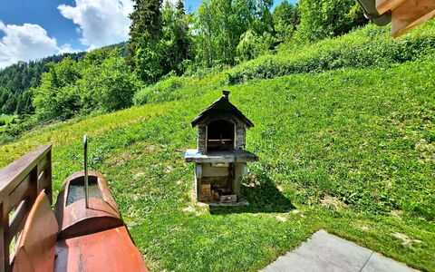 Chalet le Bleusy: Arbusto, Jardín, Área Rural, Prado, Césped, Paisajismo, Yarda, Patio Interior