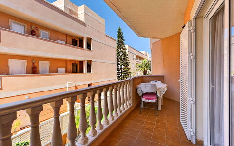 Kris Costasol: Madera, Mueble, Silla, Mar, Departamento, Balcón, Oceano, Sombra, Mueble Para Exteriores, Manchas De Madera