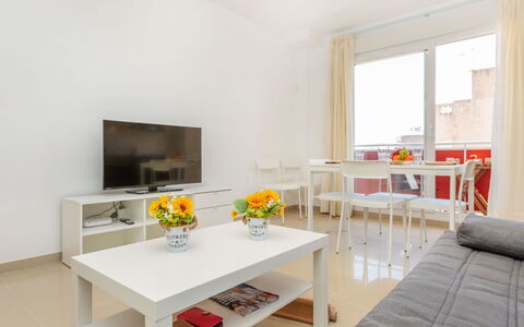 Benicarlo Center: Madera, Mueble, Silla, Mar, Departamento, Balcón, Oceano, Sombra, Mueble Para Exteriores, Manchas De Madera
