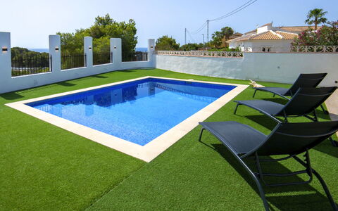 El Lloveret: Madera, Mueble, Silla, Mar, Departamento, Balcón, Oceano, Sombra, Mueble Para Exteriores, Manchas De Madera