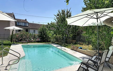 La Casetta di Palmira: Piscina, Agua, Mueble Para Exteriores, Recurso, Paraguas, Material Compuesto, Sombra, Eco Hotel, Fuente De Agua, Silla
