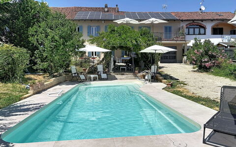La Casetta di Palmira: Piscina, Mueble Para Exteriores, Recurso, Ocio, Paraguas, Mueble, Material Compuesto, Sunlounger, Recreación, Eco Hotel