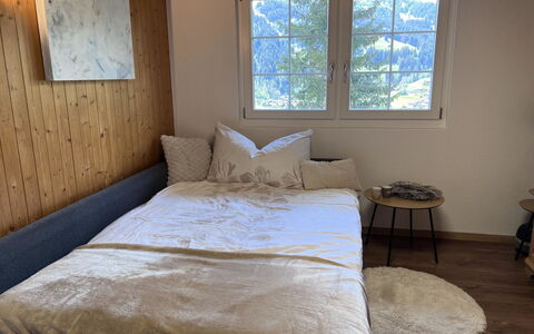 Chez Teddy Ug: Mueble, Cama, Habitación, Suelo, Piso, Diseño De Interiores, Madera, Sábana, Linos, Lecho