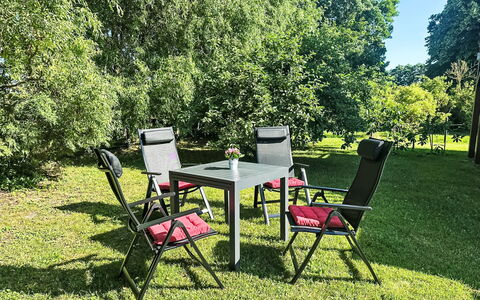 Schlönis Koppelblick: Mueble, Mueble Para Exteriores, Silla, Mesa, Mesa Al Aire Libre, Jardín, Silla Plegable, Patio, Césped, Yarda