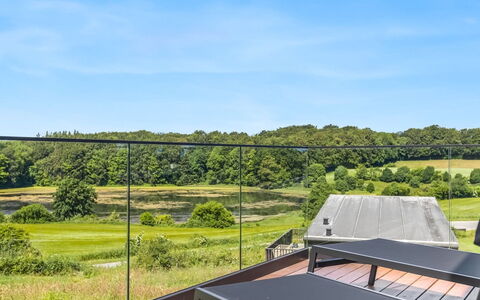 Sedine - 500M from the Sea: Hierba, Casa, El Terreno Del Lote, Jardín, Cobertura Del Suelo, Puerta, Vía Muerta, Casa De Campo, Edificios Del Jardín