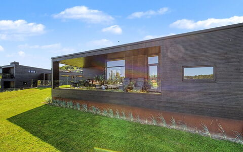 Sedine - 500M from the Sea: Hierba, Fachada, Arquitectura, El Terreno Del Lote, Casa, Jardín, Cobertura Del Suelo, Vía Muerta, Inmuebles, Yarda