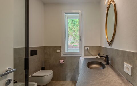 Annamaria: Piso, Pared, Arreglo De Tubería, Diseño De Interiores, Suelo, Baño, Lavabo, Lavabo Del Baño, Grifo, Plomería