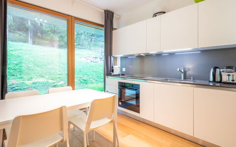 Cuolm Liung Apt. 52: Diseño De Interiores, Cocina, Piso, Madera, Mueble, Mostrador, Aparato De Cocina, Electrodoméstico, Techo, Suelo