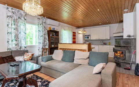 Lääsänäyräs: Mueble, Mueble Para Exteriores, Silla, Sombra, Mesa Al Aire Libre, Planta De Casa, Patio, Yarda, Diseño, Balcón