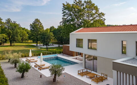 Ruma: Piscina, Barrio Residencial, Casa, Diseño Urbano, Inmuebles, Recurso, Jardín, Sombra, Paisajismo, Eco Hotel
