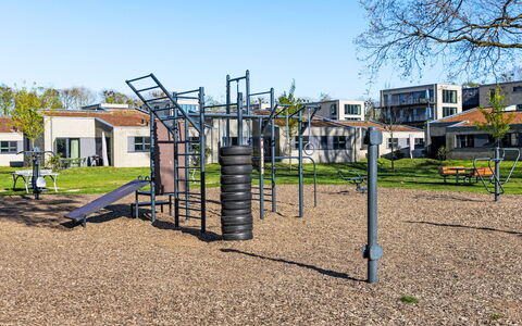 Dümmer Koje 761 (Seenähe): Barrio Residencial, Departamento, Inmuebles, Recurso, Mansión, Balcón, Villa, Piscina