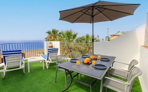 La Samba Beachfront: Barrio Residencial, Departamento, Inmuebles, Recurso, Mansión, Balcón, Villa, Piscina