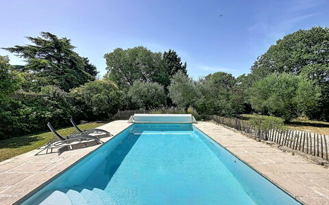 Villa Piscine - Aigues-Vives: Barrio Residencial, Departamento, Inmuebles, Recurso, Mansión, Balcón, Villa, Piscina