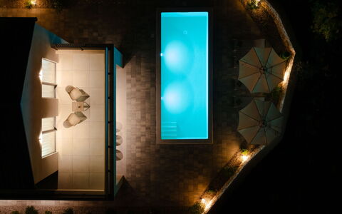 Delight: Barrio Residencial, Departamento, Inmuebles, Recurso, Mansión, Balcón, Villa, Piscina