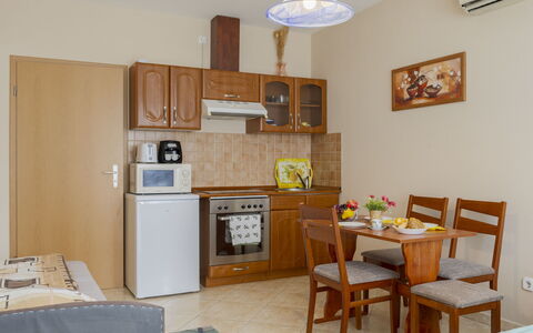 Patti 2: Barrio Residencial, Departamento, Inmuebles, Recurso, Mansión, Balcón, Villa, Piscina