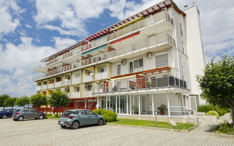 Patti 2: Barrio Residencial, Departamento, Inmuebles, Recurso, Mansión, Balcón, Villa, Piscina