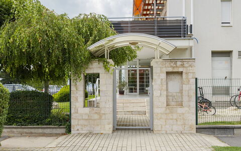 Patti 2: Barrio Residencial, Departamento, Inmuebles, Recurso, Mansión, Balcón, Villa, Piscina
