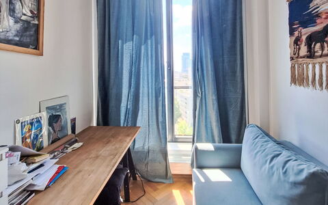 Dzielna: Mueble, Diseño De Interiores, Piso, Suelo, Suelos De Madera, Madera, Silla, Techo, Cocina Y Comedor Mesa, Mesa