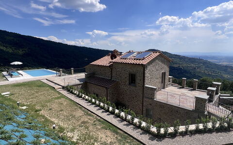 Villa Maddalena alla Guglielmesca: Piscina, Ocio, Vacaciones, Mueble Para Exteriores, Villa, Pueblo De Montaña