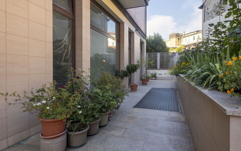 Nolo Garden Loft: Departamento, Arquitectura, Barrio Residencial, Condominio, Material Compuesto, Diseño Urbano, Balcón, Uso Mixto, Sombra