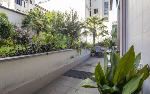 Nolo Garden Loft: Departamento, Arquitectura, Barrio Residencial, Condominio, Material Compuesto, Diseño Urbano, Balcón, Uso Mixto, Sombra