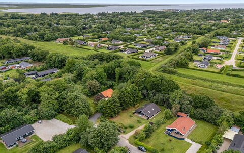 Hege - 1Km to the Fjord: Vista Panorámica, Barrio Residencial, Fotografía Aérea, Paisaje, Diseño Urbano, Suburbio, El Terreno Del Lote, Inmuebles, Plantación, Paisajismo