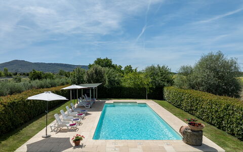 Il Cipresso, Casa Lucia, Cortona: Piscina, Jardín, Recurso, Material Compuesto, Mueble Para Exteriores, Paisajismo, Sombra, Inmuebles, Hacienda, Eco Hotel