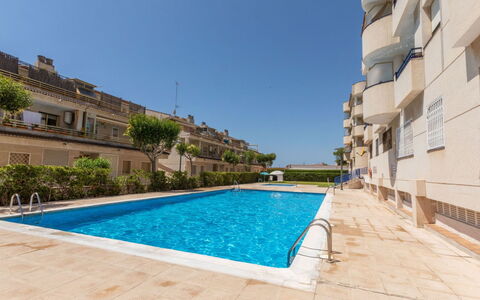 Maritim: Barrio Residencial, Departamento, Condominio, Piscina, Balcón, Hotel