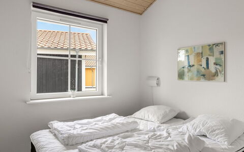 Askatla - 50M to the Fjord: Pared, Madera, Casa, Habitación, Cama, Lecho, La Luz Del Día, Manchas De Madera, Diseño