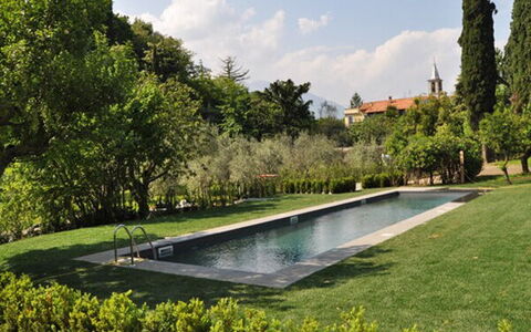 Robilant: Arbusto, Jardín, Paisajismo, Piscina, Césped, Sombra, Cobertura, Inmuebles, Parque, Patio Interior