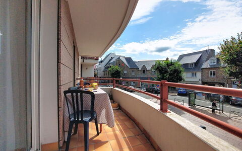 Hotel de Ville: Departamento, Condominio, Balcón