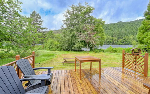 Loch Oich View (Lodge 6): Naturaleza, Madera, Paisaje Natural, Paisaje, Madera Dura, Lago, Reserva Natural, Bosque, Manchas De Madera, Cubierta