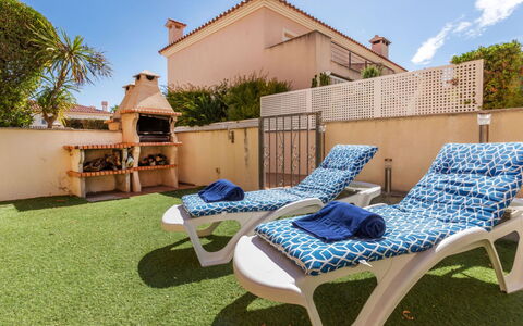 Cristina: Departamento, Condominio, Uso Mixto, Hotel, Balcón