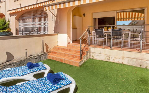 Cristina: Departamento, Condominio, Uso Mixto, Hotel, Balcón