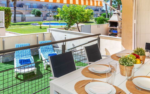 Cristina: Departamento, Condominio, Uso Mixto, Hotel, Balcón
