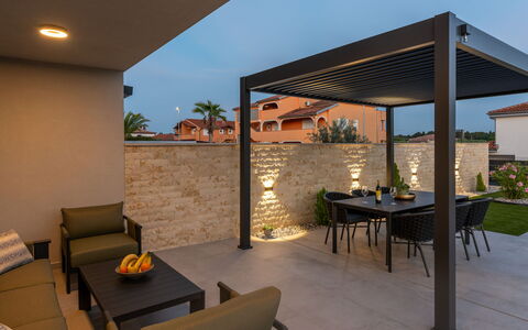Villa Angelus: Departamento, Condominio, Uso Mixto, Hotel, Balcón
