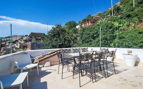 Tra Cielo e Pietra: Departamento, Condominio, Uso Mixto, Hotel, Balcón