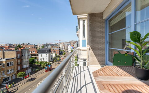 Residentie Casa Nova: Edificio, Tiempo De Día, Ventana, Departamento, Barrio Residencial, Ciudad, Área Urbana, Arquitectura, Barrio, Fachada