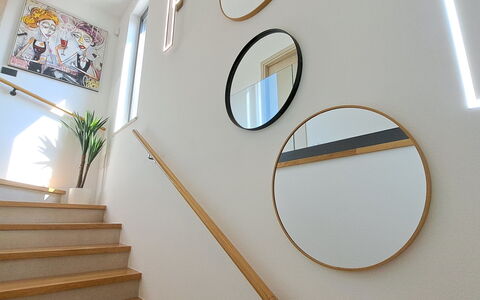 Val: Diseño De Interiores, Mueble, Madera, Piso, Techo, Suelo, Habitación, Encendiendo, Departamento, Mesa